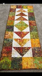 Table Runner For Fall Quilted Table Runners Patterns Patchwork Table Runner Table Runner And Placemats