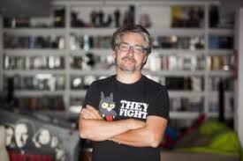 Nuno markl (comedian) was born on the 21st of july, 1971. Nuno Markl O Netflix Faz De Nos Directores De Programas Entrevista Publico