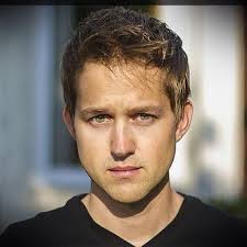 Luke Conard: a great youtuber, singer and funny