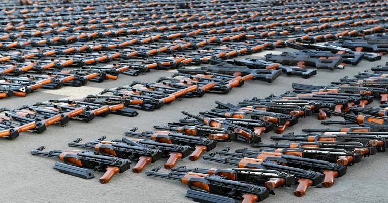 French forces seize shipment of weapons headed from Iran to Yemen | News |  Al Jazeera