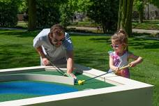 Father’s Day Mini-Golf Weekend