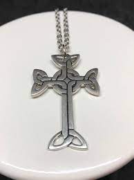 Vtg Silver Tone Woven Celtic Irish St Justin Cross Pendant Necklace Catholic Ebay Cross Pendant Necklace Cross Pendant Justin Cross