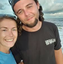 How many black cards exist that deal damage every time an opponent draw or  discard a card?