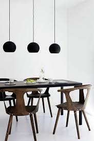 Interessante Wohnideen In Schwarz Und Weiss Hangende Lampen Beautiful Dining Rooms Vintage Dining Room Dining Chair Design