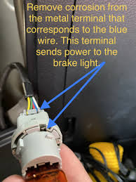 A toyota highlander tail light is installed for signaling changes of direction and coming to a stop in addition to illuminating the rear of the vehicle in the dark or this part is also sometimes called toyota highlander taillights. Toyota 4runner Questions Driver S Side Brake Light Went Out And I Replaced The Bulb And That Cargurus