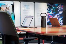 Steelcase Flex Mobile Power Solutions Steelcase In 2020 Steelcase Solutions Office Furniture Solutions