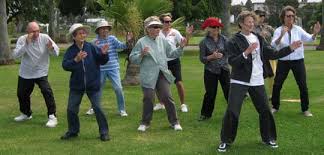 Resultado de imagen para ancianos chi kung parques chinos