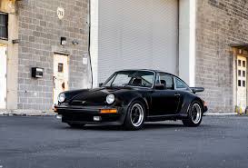 The latest 911 turbo s does what 911 turbos have always done, it just does everything better and faster. Porsche 911 Turbo 3 0 1977 Elferspot Com Marktplatz Fur Porsche Sportwagen