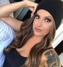 Katie Corey (misskatiecorey@)