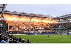 Legia is de populairste en grootste club van de stad. Legia Warszawa Stadium Stadion Miejski Im Marszalka Jozefa Pilsudskiego Transfermarkt
