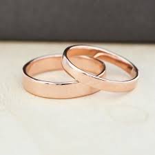 Rose Gold Wedding Band Set Gold Wedding Rings 3mm And 4mm Custom Rutledge Jewelers En 2020 Juegos De Anillos De Boda Anillos De Bodas De Oro Anillos De Boda Personalizados