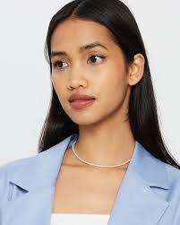 Veronica Pearl's Instagram, Twitter & Facebook