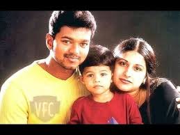 Kollywood Actor Vijay Family Members Daughter Mother Father Family Photos Wedding Gallery Dream Wedding