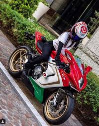mv agusta f3 800ago納車 自分への誕生日プレゼント 10月18日バイク女子 放送局 https www youtube com watch v 2eq2m5houng ガールズバイカー ヘルメット 車 バイク モーターサイクル オートバイ 女性ライダー バイク 女子 車 バイク