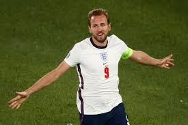 That's the view of former republic of ireland striker, and talksport host, tony. How Old Is Harry Kane And How Much Does He Earn A Week Is He Married Wales Online