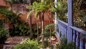 La Casa Colonial De Lina Botero En Cartagena Decohunter La Decoradora Hija Del Maestro Botero Y Gloria Zea Resta Casa Colonial Estilo De Hacienda Cartagena