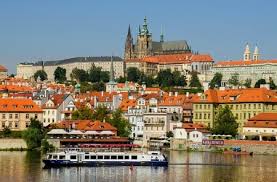 Die Burg Von Prag Eintrittspreise Offnungszeiten Sehenswurdigkeiten Und Anfahrt Was Gibt Es In Der Prager Burg Zu Sehen