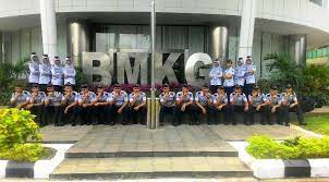 Selain banyak sekali perguruan tinggi negeri terbaik di indonesia, akan tetapi peminat perguruan tinggi kedinasan (ptk) masih tergolong sangat banyak. 4 Perguruan Tinggi Kedinasan Yang Kurang Peminat Lkbb Indonesia College