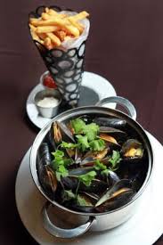 Moule Frites Pei Mussels Steamed In White Wine With Homemade Handcut French Fries On Chef Manny Lozano S Menu At Bistro Rollin In Pelham Simple Dishes Req