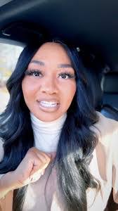 Monique Cartwright's Instagram, Twitter & Facebook