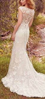 I was a little nervous about the low back, i can't/won't go without a bra and those 35.a lightweight printed midi dress that'll have you feeling ✨golden✨ the whole darn night. Lightweight Gatsby Wedding Gowns For A Summer Wedding Love Maggie 2nd Wedding Dresses Pretty Wedding Dresses Summer Wedding Dress