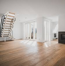 Heute hat berlin 3,7 millionen einwohner: Wunderschon Sanierte Altbauwohnungen Und Neue Dachgeschosswohnungen Mit Balkon Kamin Und Privater Dachterrasse In Altbauwohnung Eigentumswohnung Wohnung