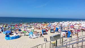 Kamera internetowa zainstalowana w międzyzdrojach (plaża). Miedzyzdroje Plaza Sierpien 2018 Online Youtube