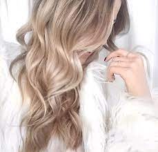 But the damage from dyeing your hair several strands lighter can be severe, especially if you don't no matter what, going platinum blonde will damage your hair to an extent. Mousey Blonde Hair Haarfarben Haarfarbe Blond Beige Blonde Haare