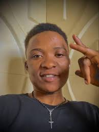 Mhista Akin Mar Brown