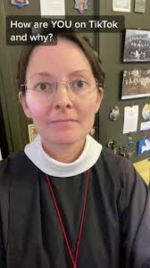 Connecting Communities: Nuns, Monks, and Friars Embracing Social Media