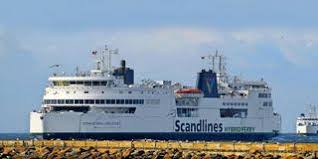 Erleben sie dänemark auf see springen sie an bord der fähre und erforschen sie eine perlenreihe von dänischen inseln. Zwischen Deutschland Und Danemark Arbeiten An Bord Einer Fahre