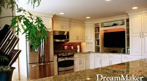 You should also know from this crown molding that it looks not only simple but also has a subtle modern look in it. Traditional Transitional Contemporary Which Kitchen Design Suits You Best
