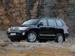 Toyota strives to build vehicles to match customer interest and thus they typically are built with popular options and option packages. Hd Wallpaper Black Toyota Land Cruiser Suv Uk Spec Tlc 200 Car Auto V8 Wallpaper Flare