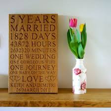 We have lots of one year anniversary ideas for wife for you to consider. 5 Year Wedding Anniversary Uk