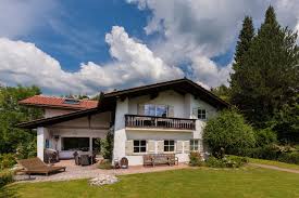 Sie suchen ein hotel am tegernsee? Freistehendes Einfamilienhaus Mit Seeblick In Toplage Am Tegernsee Maier Immobilien Munchen