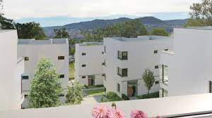 Online einen termin beim bürgerservice machen, mit der bescheinigung deines vermieters eben all die kleinigkeiten, die beim wirklich richtig selbstständigen leben und wohnen nicht fehlen dürfen. Immobilien Aktuell By Immocom Wohnen Am Hufelandweg Neue Wohnungen Fur Jena
