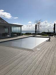 aqua zwembaden zwembad 11x5 5 voorzien van alu look solar lamellen geintegreerd en waterval zwembaden aqua zwembad