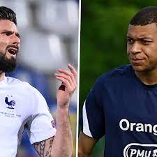 Olivier jonathan giroud (born 30 september 1986) is a french professional footballer who plays as a forward for premier league club chelsea and the france national team. Kylian Mbappe Uber Konflikt Mit Olivier Giroud War Davon Betroffen Stern De