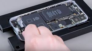 Iphone Xr Repairs At Phonebeats Iphone Screen Repair Iphone Repair Screen Repair
