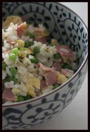 Quand J Ai La Flemme Mon Riz Cantonnais Beau A La Louche Cuisine Asiatique Recette Asiatique Recette A Base De Riz