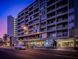 At castle waikiki grand hotel, guests enjoy a nightclub, an outdoor pool, and free wifi in public areas. Castle Waikiki Grand Hotel Honolulu Hi 2021 Updated Deals 59 Hd Photos Reviews