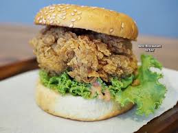 Abbie was so struck by her big sister's traumatising experience in eating disorder units that she chose to work in a mental health hospital for children. Harley S Burger And Roaster Third Avenue Cyberjaya 03 86896227 Chicken Burgers Food Blog Malaysian Food