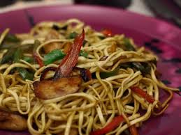 Nouilles Sautees Poulet Poivrons A L Asiatique Recette Recette Asiatique Nouilles Sautees Poulet Poulet Poivron