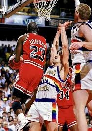 Pin By Jose Francisco Garcia Mosqueda On Michael Jordan Michael Jordan Photos Michael Jordan Jordans