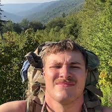 Where to find live shiners in Charleston?