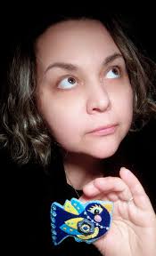 I welcome the whole group. Wonderful day. I greet everyone cordially.