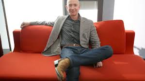 Jeff bezos is the founder and ceo of amazon. Kak Dzheff Bezos Proshel Put Ot Garazhnogo Izobretatelya Do Osnovatelya Amazon Vedomosti