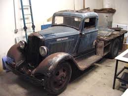 From alex emond in southern saskatchewan: Dodge Brothers 1 1 2 Ton Flat Bed Truck Suicide Doors For Sale Photos Technical Specifications Description