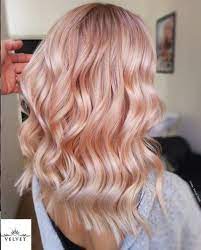 Un Rosa Que Brilla Como El Sol Velvetkampaamot Uso La Decoloracion Premium Reforzadora De Puentes 9 De Light Pink Hair Pink Blonde Hair Hair Tint