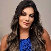 90+ "Amanda De Camargo" profiles